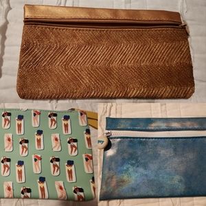 IPSY Bags a set of 3 bags and 1 lined drawstring pouches